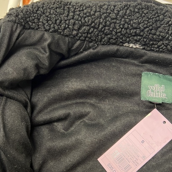 WILD Fable Women’s Fuzzy Sherpa Jacket - Picture 11 of 11